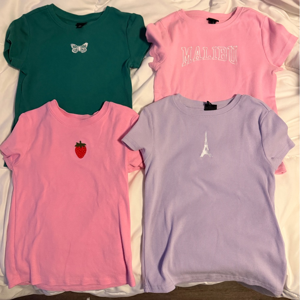 Girls art class Pink, Green, and Purple Short Sleeve Tees ribbed Tee’s. Size M8